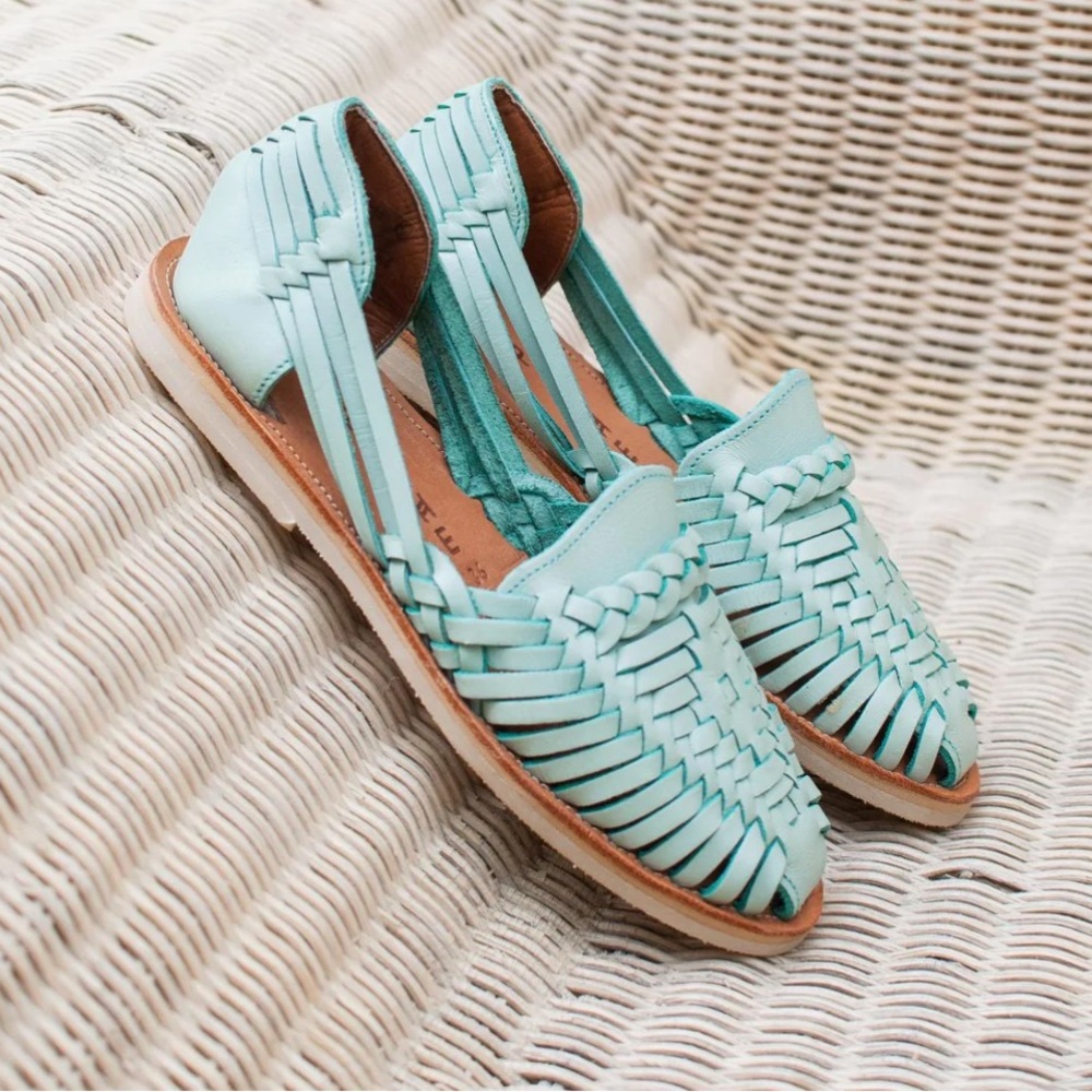 Alegre Mint huaraches (brand-new)
